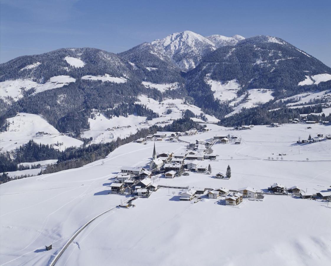 Hotel Neuwirt Brandenberg Eksteriør bilde
