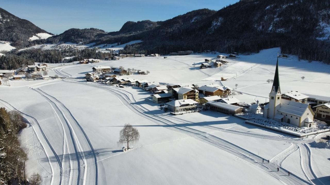 Hotel Neuwirt Brandenberg Eksteriør bilde